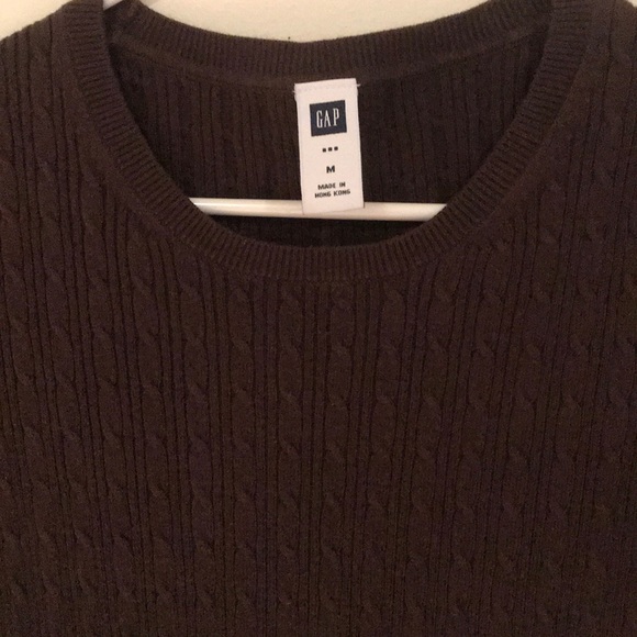 GAP Tops - Gap short sleeve sweater